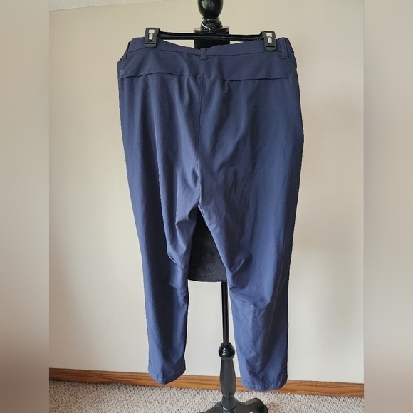 Fabletics Womens Navy The only Pant size M. - Picture 2 of 5